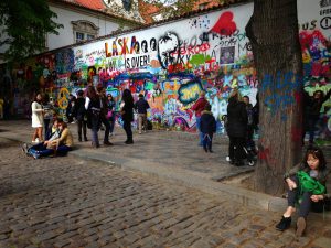Lennon Wall in Prag Graffiti