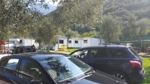 Unser Auto am Camping Claudia Gardasee