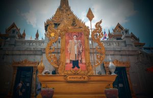 König am Wat Traimit