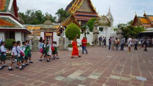 Schulklasse im Wat Pho