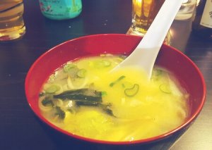 Miso Suppe im Sushi-Restaurant in Fürth