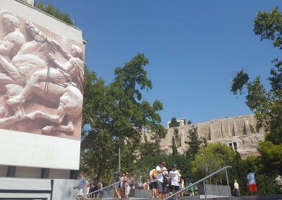 Blick vom Museum zur Akropolis