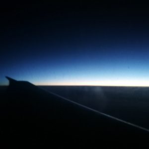 Himmel am Morgen aus dem Flugzeug